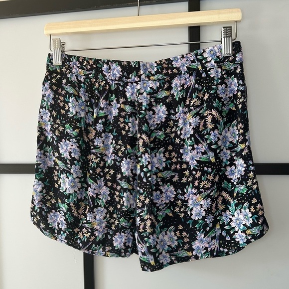 [XS] Anthropologie Relaxed Fit Black Purple & Blue Floral Pattern Short - Picture 2 of 11